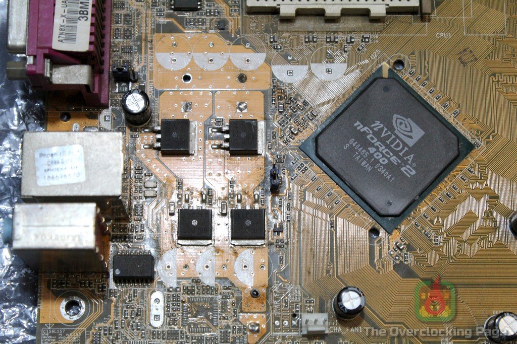 ASUS A7N8X-X + Athlon XP: Introdução e primeiros passos – Parte I 8