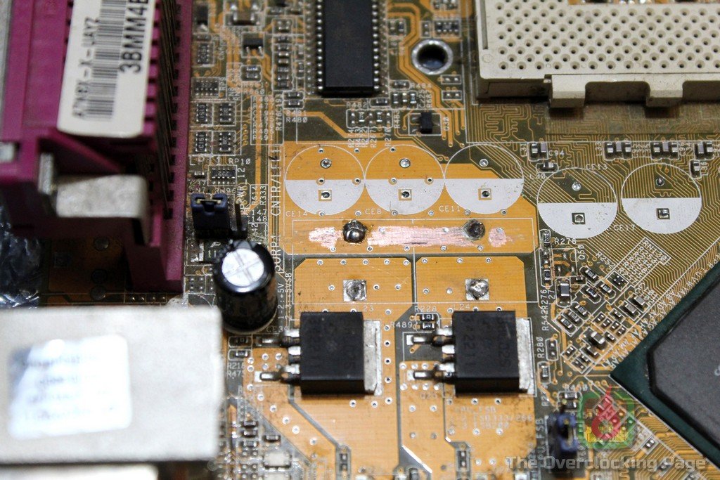 ASUS A7N8X-X + Athlon XP: Introdução e primeiros passos – Parte I 9