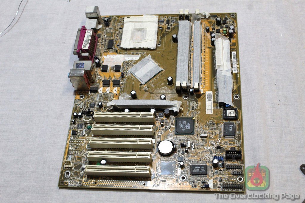 ASUS A7N8X-X + Athlon XP: Introdução e primeiros passos – Parte I 10