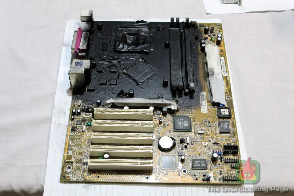 ASUS A7N8X-X + Athlon XP: Introdução e primeiros passos – Parte I 11