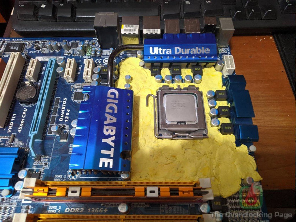 GA-EP45-UD3P + E7400 - Revisitando a plataforma 775! 10 ep45 ud3p isolamento 1