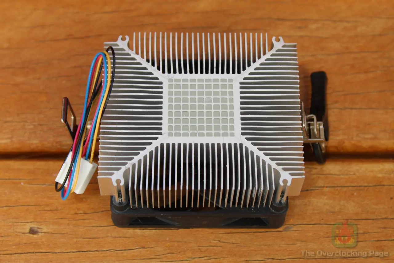 Athlon 3000G - Apresentação, testes e overclock 6 athlon 3000g cooler 1