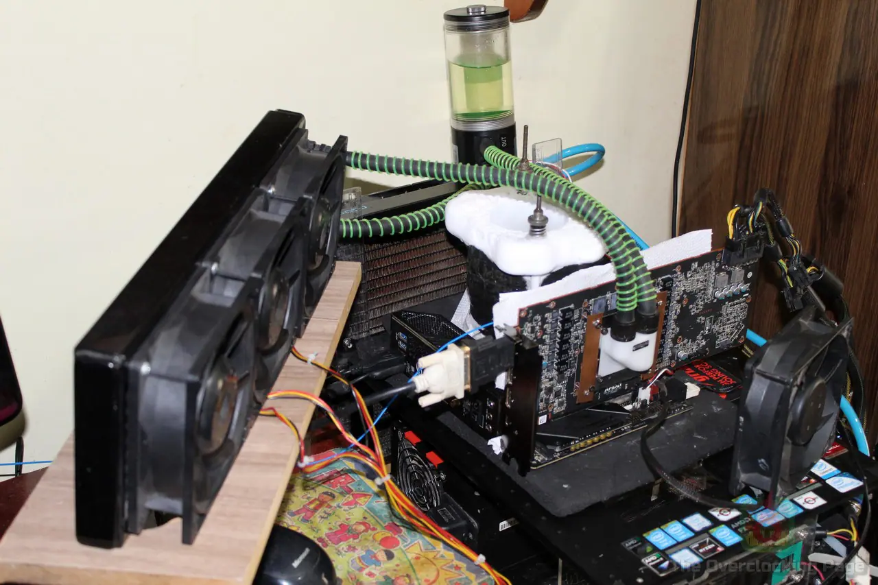 Radeon RX 6800 XT - Crossfire, overclock e benchmark 18