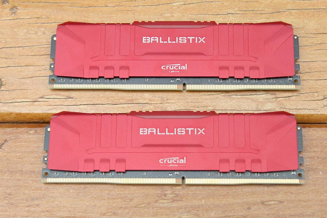 ballistix_3200_red_chamada.jpg