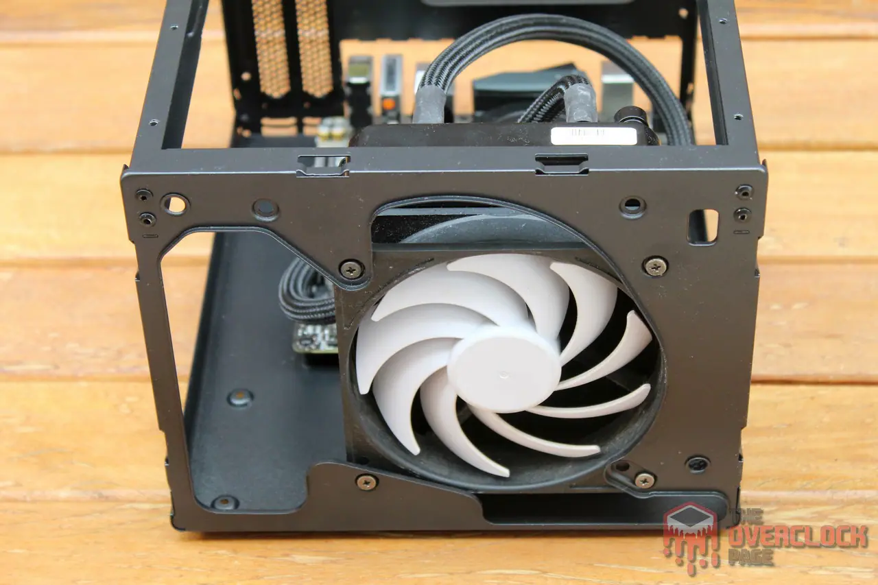 Silverstone Sugo SG13 - Montando o PC de streaming da página! 21 silverstone sg13 14