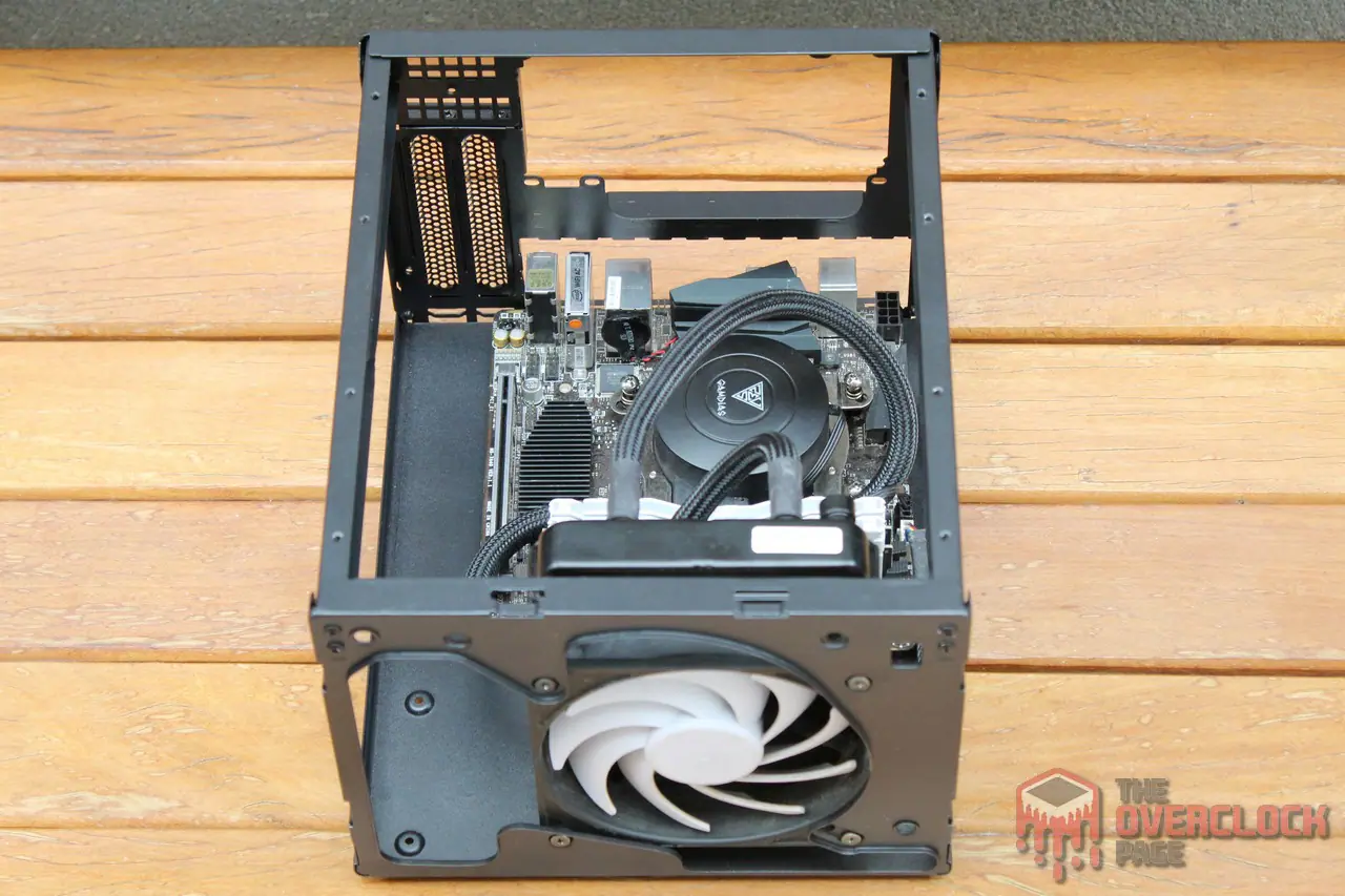 Silverstone Sugo SG13 - Montando o PC de streaming da página! 22 silverstone sg13 15