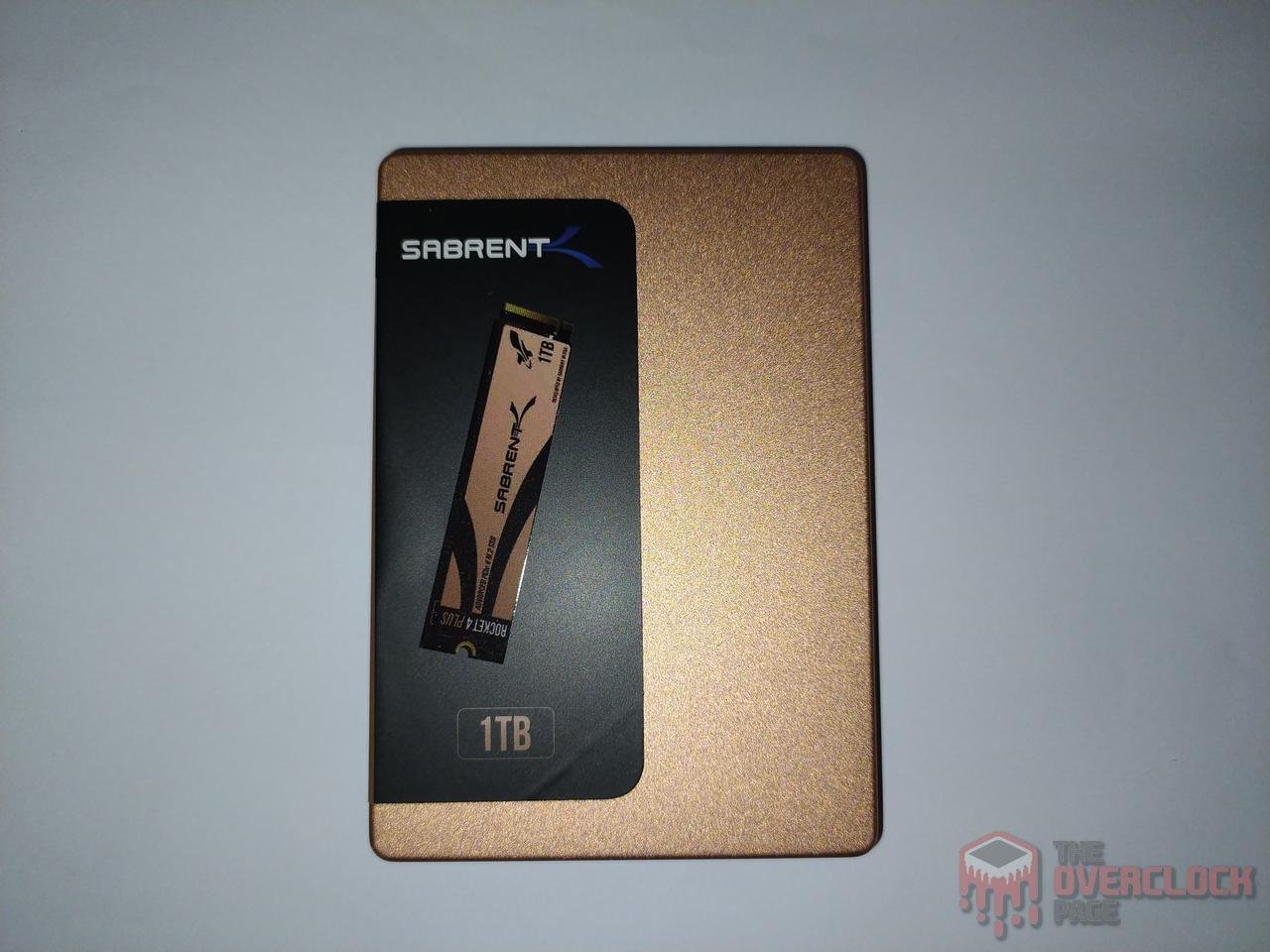 sabrent rocket 4 plus 1tb capinha frontal
