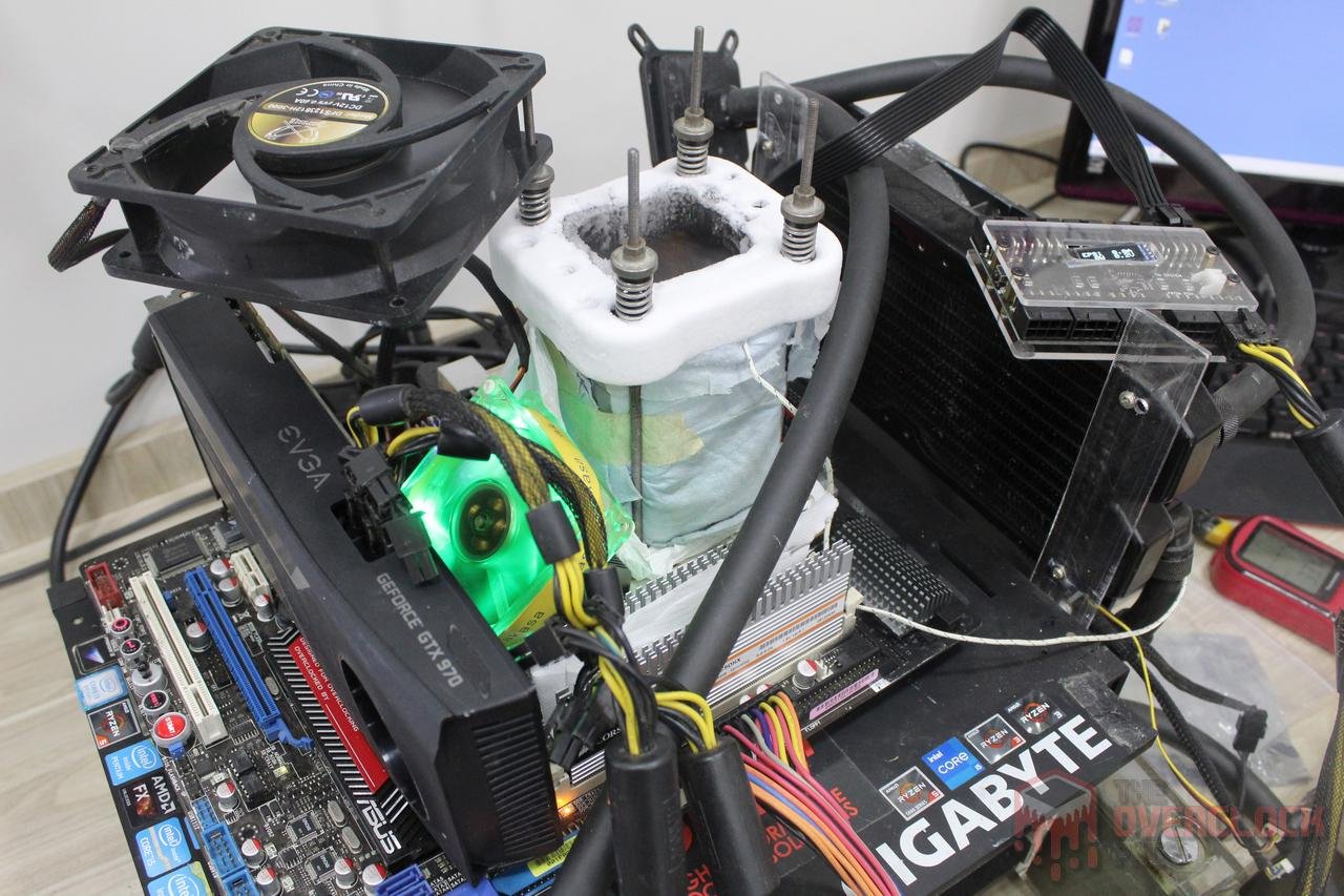 Overclock extremo no E8400 - O lendário socket 775 - Parte III 14 rex congelada 1