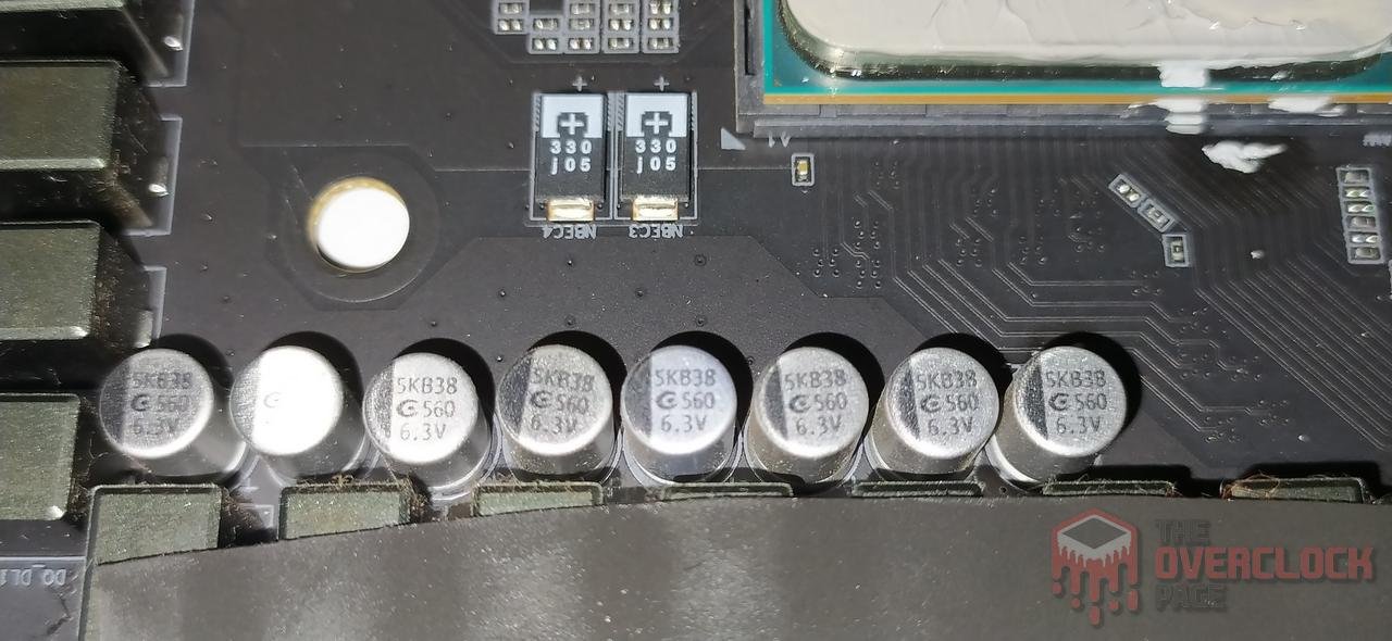 gigabyte x570s aorus elite ax capacitores de saida