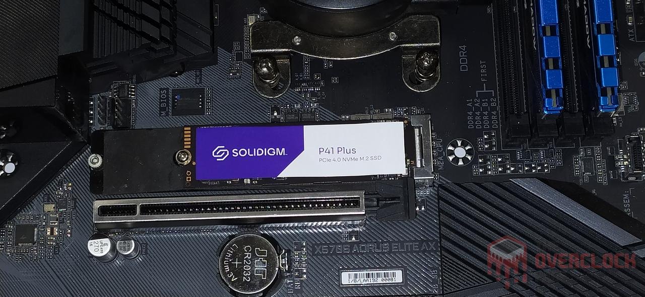 solidigm p41 plus 1tb ssd instalado na placa mae