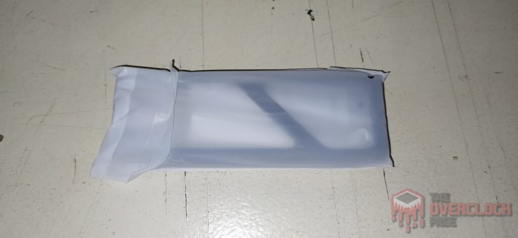 Ugreen CM559 M.2 SATA/NVMe Enclosure Review 8 Ugreem CM559 External Enclosure Protecao Enclosure