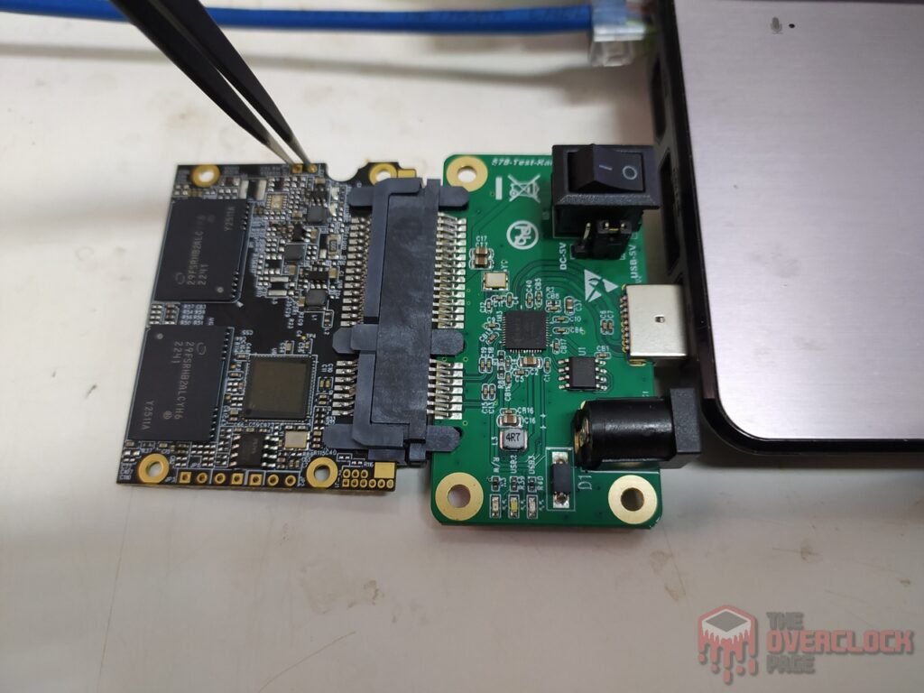 Inserindo o adapdtor na maquina