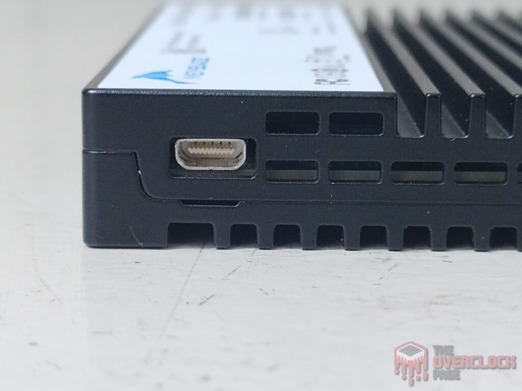 Memblaze Pblaze7 7940 7.68TB Conector