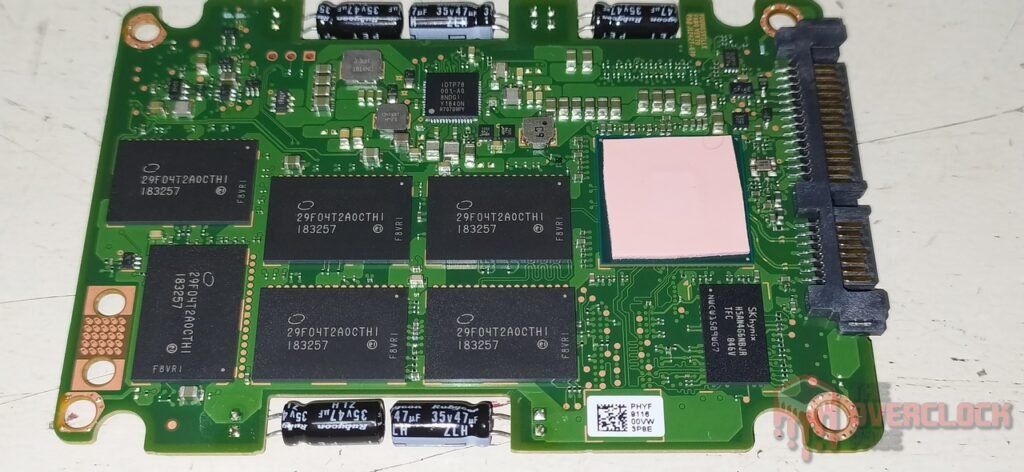 Review - Intel D3-S4510 3.84TB - Como um SSD de Datacenter se sai em uso cotidiano! 10 SSD Intel D3 S4510 3.84TB PCB Frontal