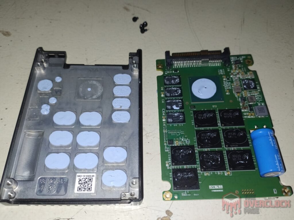 Memblaze Pblaze7 7940 7.68TB Abrindo o resto do SSD