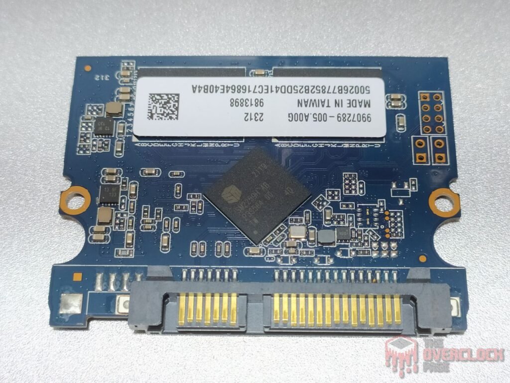 Review - SSD Kingston KC600 256GB - Um adversário digno ao Crucial MX500! 9 SSD Kingston KC600 256GB PCB Frontal
