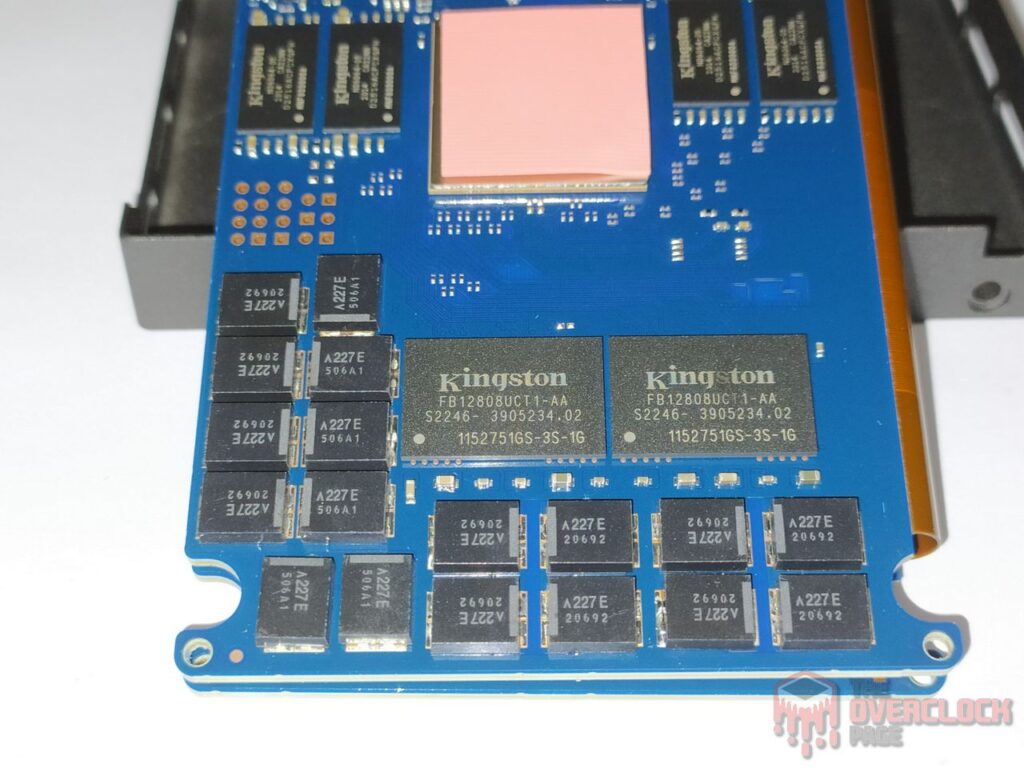 SSD Kingston DC1500M 960GB Capacitors1